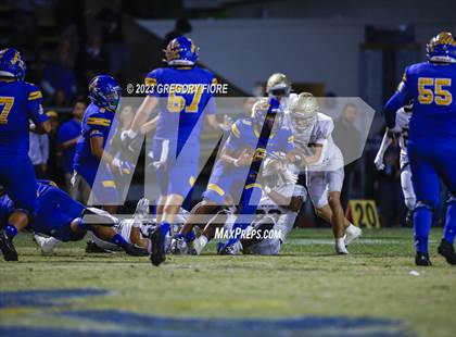 Thumbnail 1 in Notre Dame (SO) @ Bishop Amat photogallery.