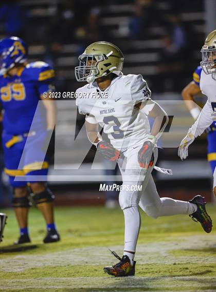 Thumbnail 3 in Notre Dame (SO) @ Bishop Amat photogallery.