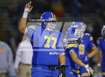 Thumbnail 3 in Notre Dame (SO) @ Bishop Amat photogallery.