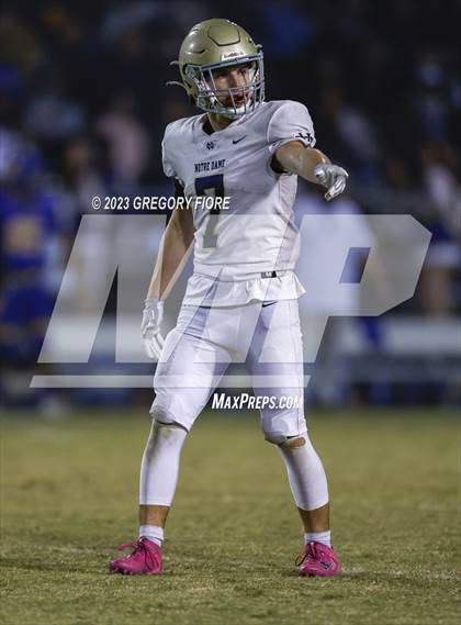 Thumbnail 3 in Notre Dame (SO) @ Bishop Amat photogallery.
