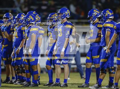 Thumbnail 3 in Notre Dame (SO) @ Bishop Amat photogallery.