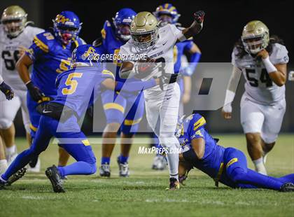 Thumbnail 2 in Notre Dame (SO) @ Bishop Amat photogallery.