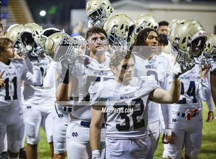 Thumbnail 2 in Notre Dame (SO) @ Bishop Amat photogallery.