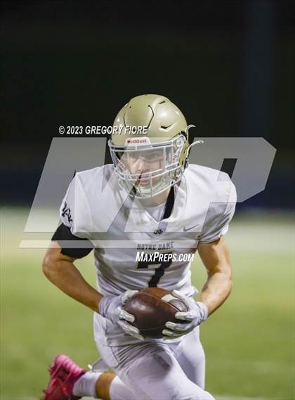 Thumbnail 1 in Notre Dame (SO) @ Bishop Amat photogallery.