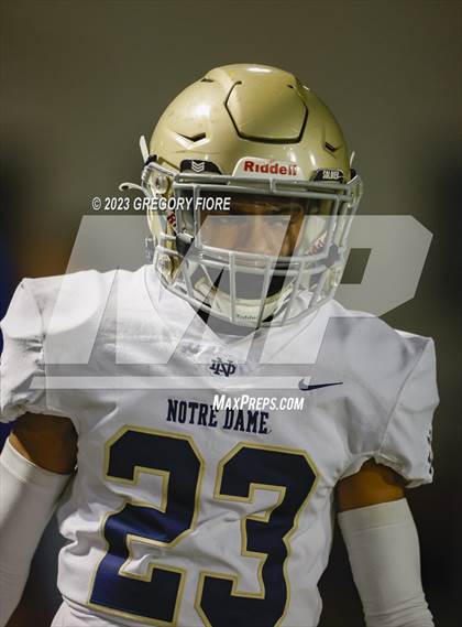 Thumbnail 3 in Notre Dame (SO) @ Bishop Amat photogallery.