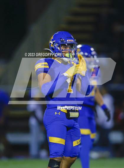 Thumbnail 1 in Notre Dame (SO) @ Bishop Amat photogallery.