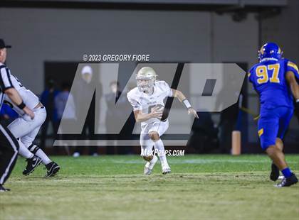 Thumbnail 2 in Notre Dame (SO) @ Bishop Amat photogallery.