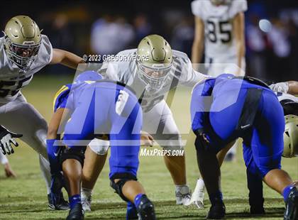 Thumbnail 1 in Notre Dame (SO) @ Bishop Amat photogallery.