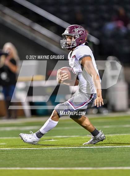 Thumbnail 3 in Magnolia @ Longview (UIL 5A Bi-District Playoff) photogallery.