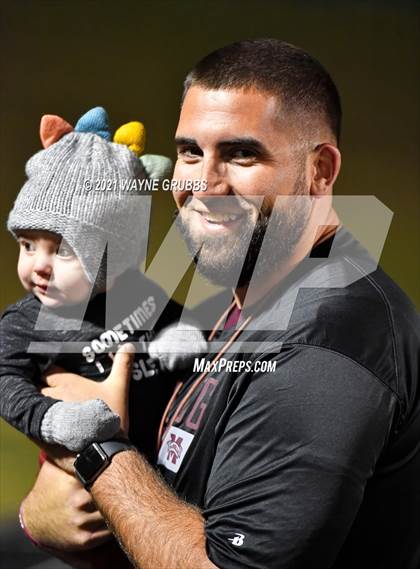 Thumbnail 2 in Magnolia @ Longview (UIL 5A Bi-District Playoff) photogallery.