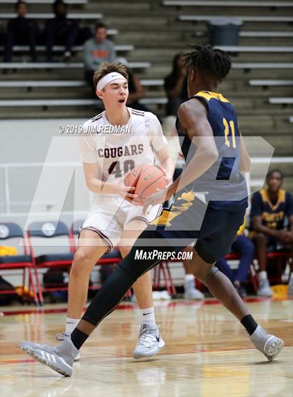 Thumbnail 2 in Cinco Ranch vs. Nimitz (McDonald's Texas Invitational) photogallery.