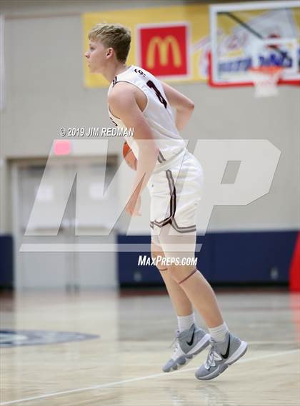 Thumbnail 2 in Cinco Ranch vs. Nimitz (McDonald's Texas Invitational) photogallery.