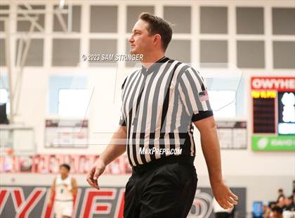 Thumbnail 2 in Hillcrest vs. Sheldon (Pro Image Holiday Classic Large Schools) photogallery.
