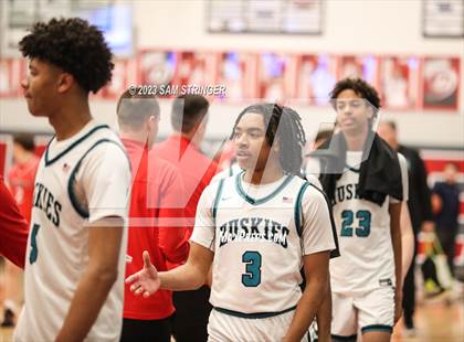 Thumbnail 3 in Hillcrest vs. Sheldon (Pro Image Holiday Classic Large Schools) photogallery.
