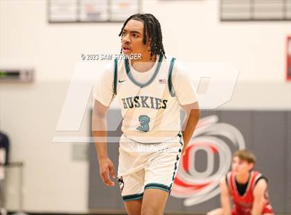 Thumbnail 3 in Hillcrest vs. Sheldon (Pro Image Holiday Classic Large Schools) photogallery.