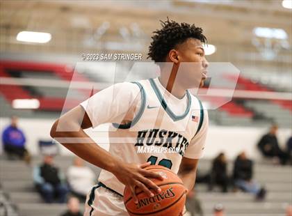 Thumbnail 3 in Hillcrest vs. Sheldon (Pro Image Holiday Classic Large Schools) photogallery.
