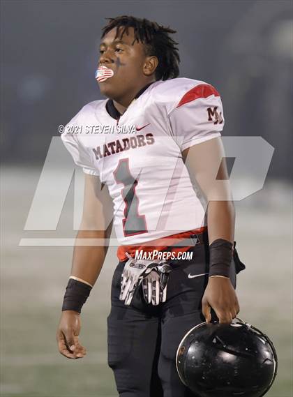 Thumbnail 3 in Mount Miguel vs. La Jolla Country Day (CIF SDS D4 First Round) photogallery.