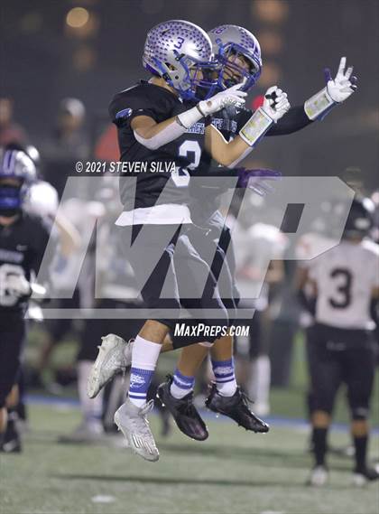 Thumbnail 1 in Mount Miguel vs. La Jolla Country Day (CIF SDS D4 First Round) photogallery.
