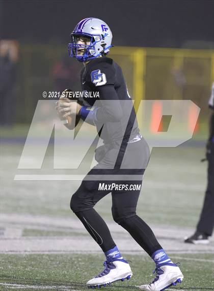 Thumbnail 1 in Mount Miguel vs. La Jolla Country Day (CIF SDS D4 First Round) photogallery.