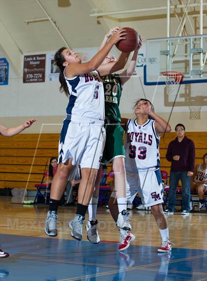 Thumbnail 1 in Santa Barbara vs San Marcos (Gold Coast Tournament) photogallery.