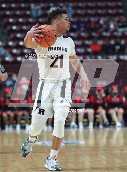 Thumbnail 2 in Warwick @ Reading (PIAA 6A District 3 Final) photogallery.