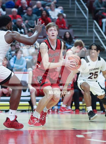 Thumbnail 3 in Warwick @ Reading (PIAA 6A District 3 Final) photogallery.