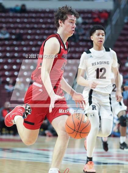 Thumbnail 3 in Warwick @ Reading (PIAA 6A District 3 Final) photogallery.