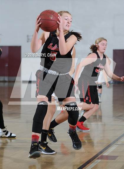 Thumbnail 2 in La Canada vs Hart photogallery.