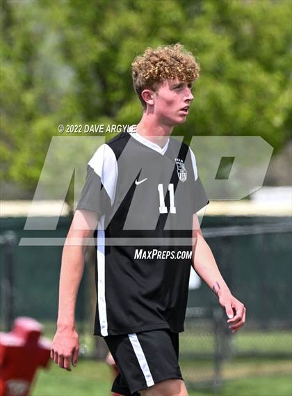 Thumbnail 2 in Mountain Ridge vs. Davis (UHSAA 6A Semifinal) photogallery.