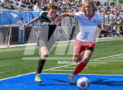 Thumbnail 1 in Mountain Ridge vs. Davis (UHSAA 6A Semifinal) photogallery.