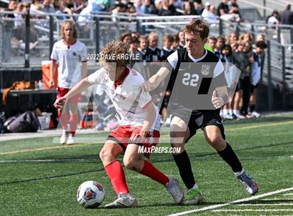 Thumbnail 2 in Mountain Ridge vs. Davis (UHSAA 6A Semifinal) photogallery.