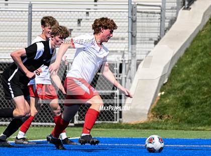 Thumbnail 2 in Mountain Ridge vs. Davis (UHSAA 6A Semifinal) photogallery.
