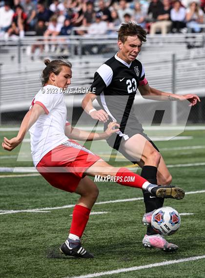 Thumbnail 1 in Mountain Ridge vs. Davis (UHSAA 6A Semifinal) photogallery.