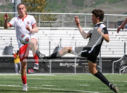 Thumbnail 3 in Mountain Ridge vs. Davis (UHSAA 6A Semifinal) photogallery.