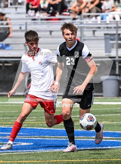 Thumbnail 1 in Mountain Ridge vs. Davis (UHSAA 6A Semifinal) photogallery.