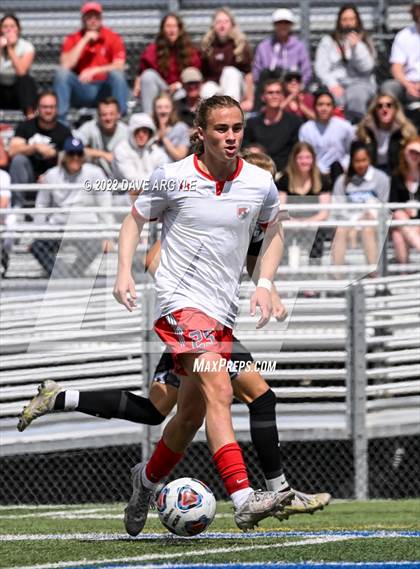 Thumbnail 2 in Mountain Ridge vs. Davis (UHSAA 6A Semifinal) photogallery.