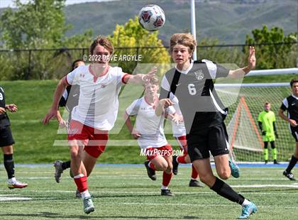Thumbnail 2 in Mountain Ridge vs. Davis (UHSAA 6A Semifinal) photogallery.