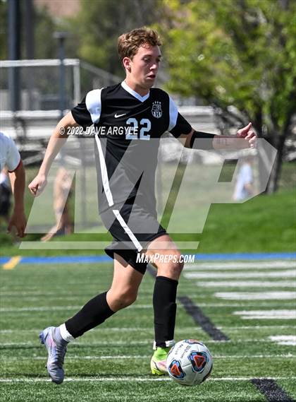 Thumbnail 3 in Mountain Ridge vs. Davis (UHSAA 6A Semifinal) photogallery.