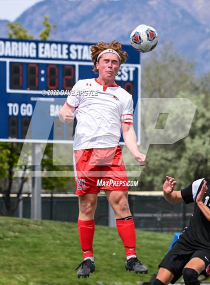 Thumbnail 2 in Mountain Ridge vs. Davis (UHSAA 6A Semifinal) photogallery.