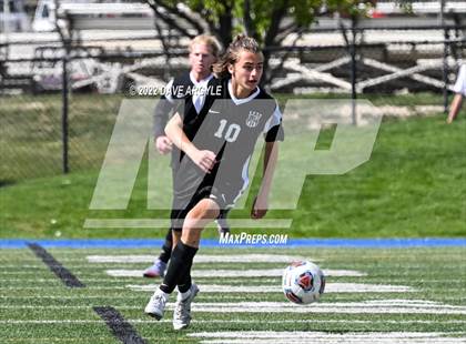 Thumbnail 1 in Mountain Ridge vs. Davis (UHSAA 6A Semifinal) photogallery.
