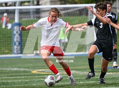 Thumbnail 2 in Mountain Ridge vs. Davis (UHSAA 6A Semifinal) photogallery.