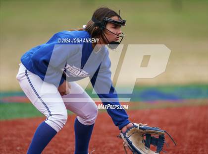 Thumbnail 3 in Brusly vs Vandebilt Catholic photogallery.