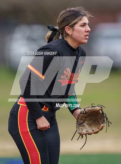 Thumbnail 3 in Brusly vs Vandebilt Catholic photogallery.