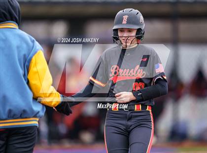 Thumbnail 1 in Brusly vs Vandebilt Catholic photogallery.