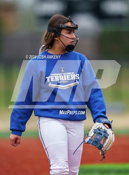 Thumbnail 3 in Brusly vs Vandebilt Catholic photogallery.