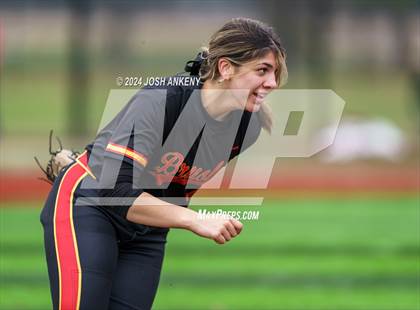 Thumbnail 2 in Brusly vs Vandebilt Catholic photogallery.