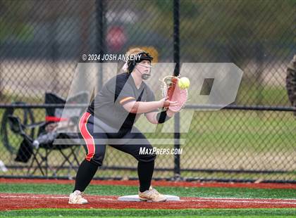 Thumbnail 1 in Brusly vs Vandebilt Catholic photogallery.