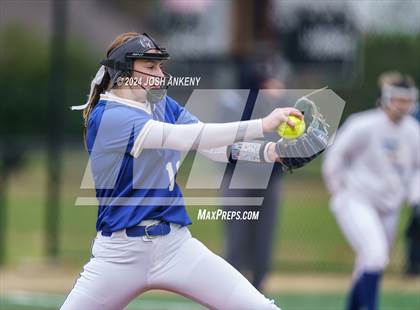 Thumbnail 3 in Brusly vs Vandebilt Catholic photogallery.