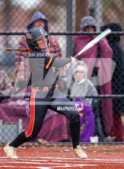 Thumbnail 2 in Brusly vs Vandebilt Catholic photogallery.
