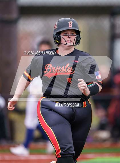Thumbnail 2 in Brusly vs Vandebilt Catholic photogallery.